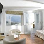 Suites of the Gods - Santorini