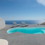 Dome Santorini Resort & Villas