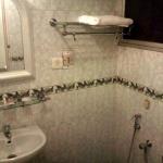 Hotel Pankaj - Bathroom