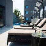 Rooftop Pool and Terrace