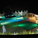 Sunshine Resort - Pool